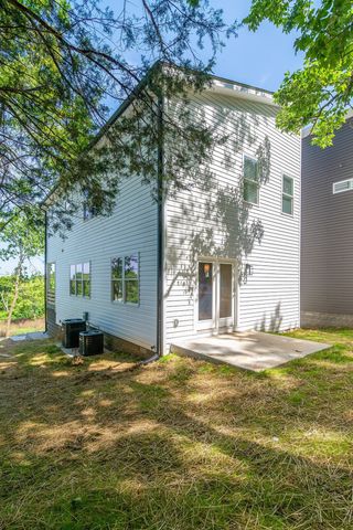 2420 Stivers St, Nashville, TN 37218