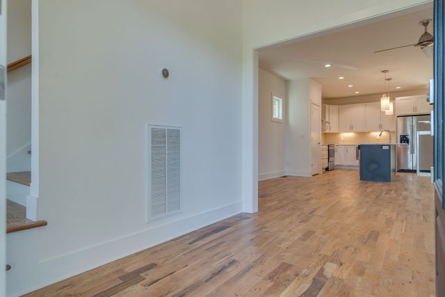 2420 Stivers St, Nashville, TN 37218