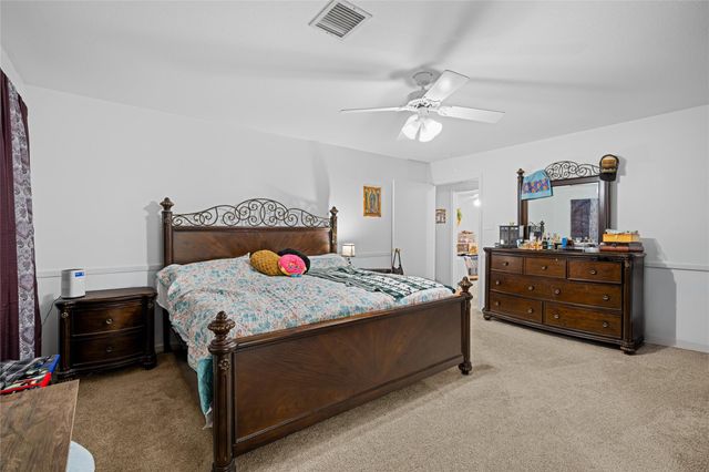 417 S Faires, Flatonia, TX 78941