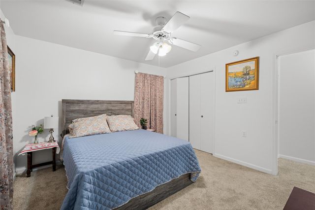 417 S Faires, Flatonia, TX 78941