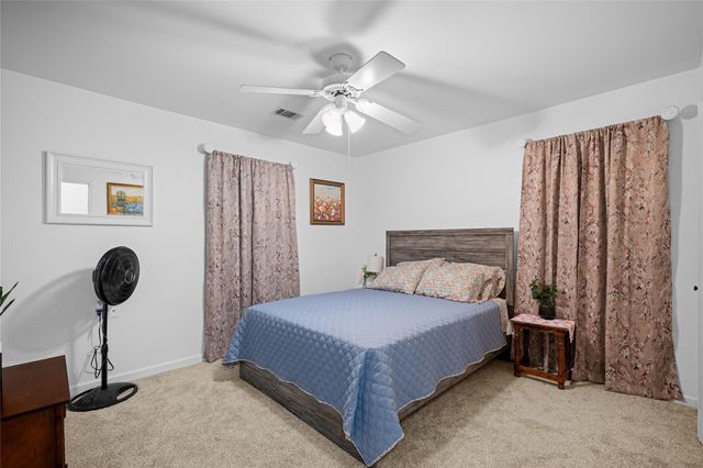 417 S Faires, Flatonia, TX 78941