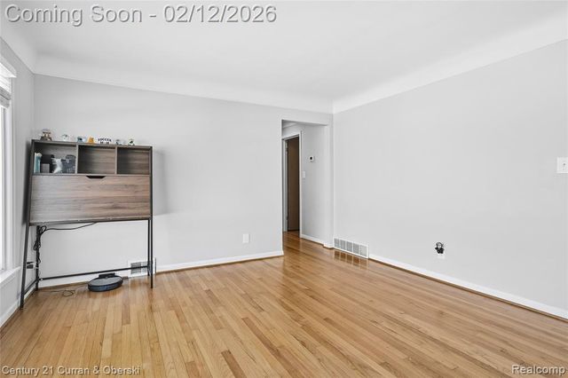 31531 Chester Street, Garden City, MI 48135