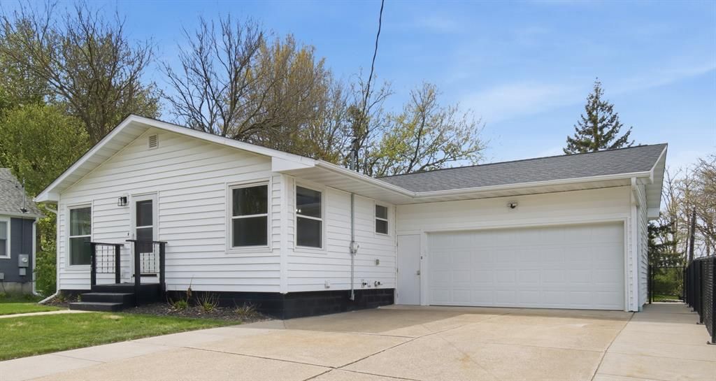 728 2nd Street, Altoona, WI 54720