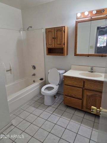 5327 N 40TH Lane, Phoenix, AZ 85019