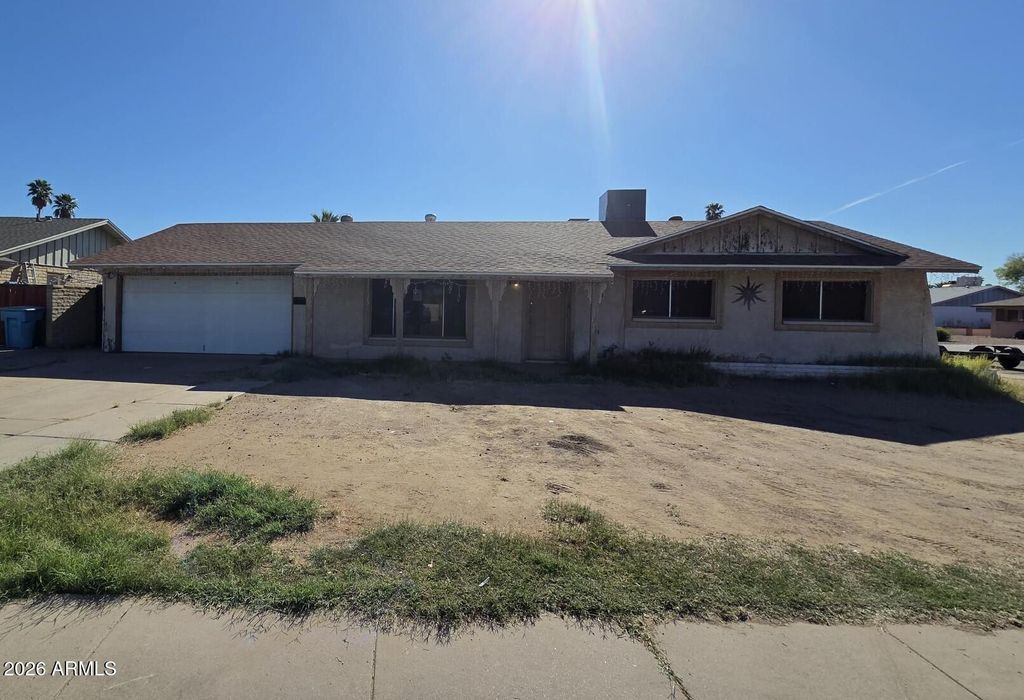 5327 N 40TH Lane, Phoenix, AZ 85019