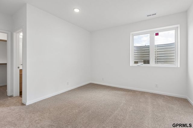 11016 S 222 Street, Gretna, NE 68028