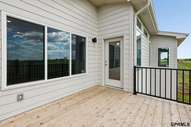 11016 S 222 Street, Gretna, NE 68028