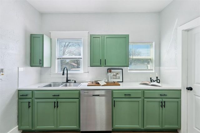 1823 W Noble Avenue, Guthrie, OK 73044