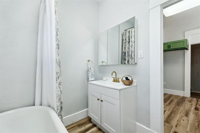 1823 W Noble Avenue, Guthrie, OK 73044