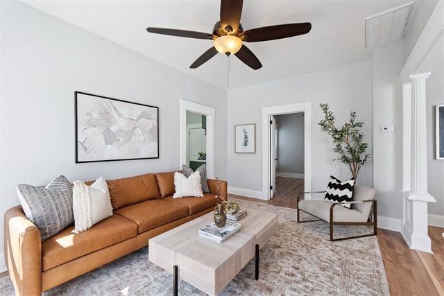 1823 W Noble Avenue, Guthrie, OK 73044