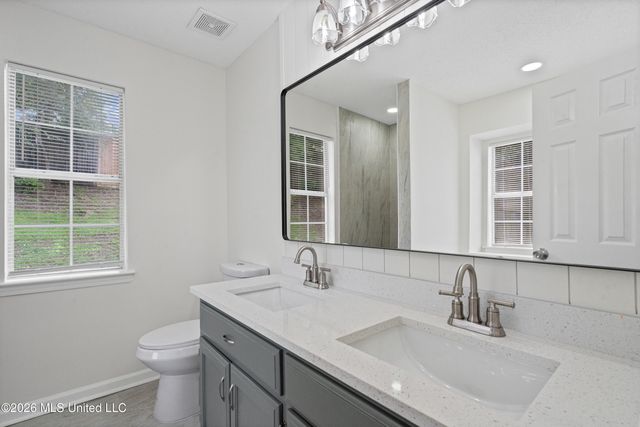 6127 W Morgan Manor Drive, Olive Branch, MS 38654