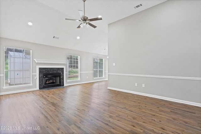 6127 W Morgan Manor Drive, Olive Branch, MS 38654
