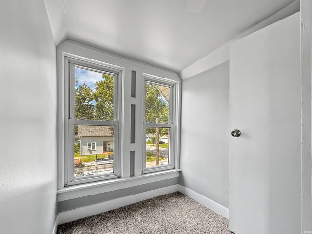 2221 N 20th Street, Lafayette, IN 47904