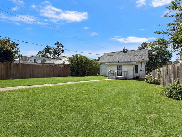 2221 N 20th Street, Lafayette, IN 47904