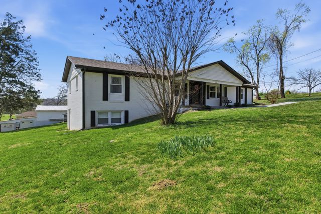 121 Cumberland Cir, Gallatin, TN 37066