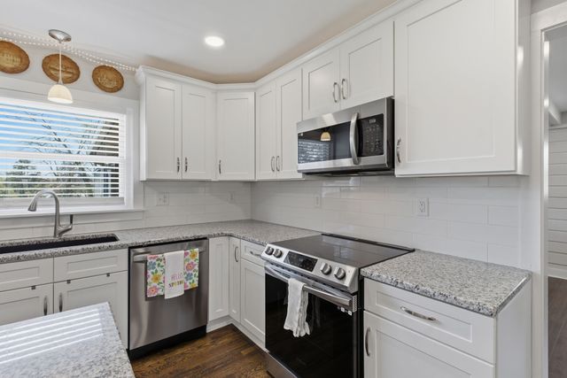 121 Cumberland Cir, Gallatin, TN 37066