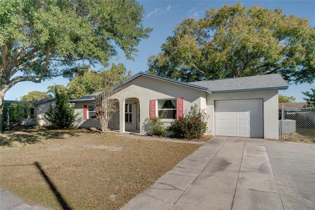 681 ROYAL PALM DRIVE, Kissimmee, FL 34743