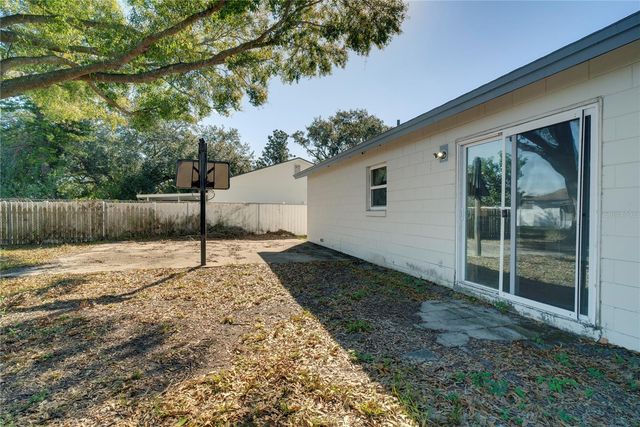 681 ROYAL PALM DRIVE, Kissimmee, FL 34743