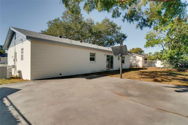 681 ROYAL PALM DRIVE, Kissimmee, FL 34743