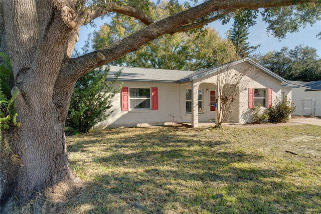 681 ROYAL PALM DRIVE, Kissimmee, FL 34743