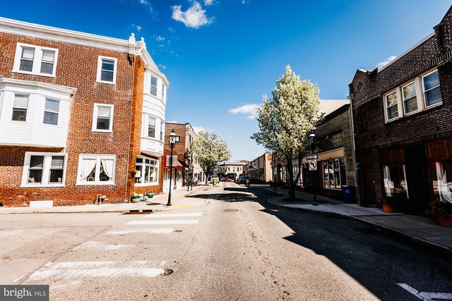 711 WEST AVE, Jenkintown, PA 19046