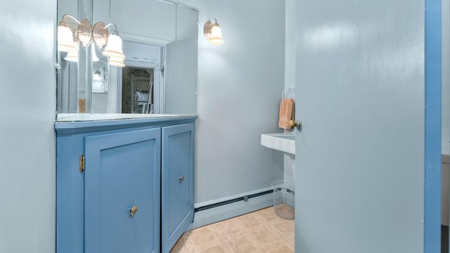 205 Commercial Avenue N, Sandstone, MN 55072