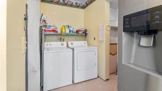 205 Commercial Avenue N, Sandstone, MN 55072