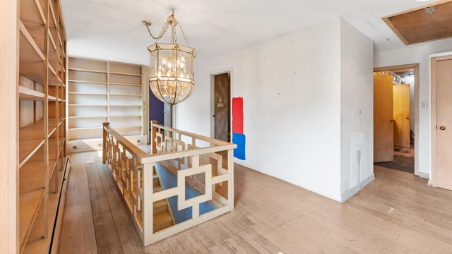 205 Commercial Avenue N, Sandstone, MN 55072