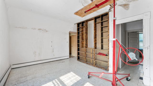 205 Commercial Avenue N, Sandstone, MN 55072