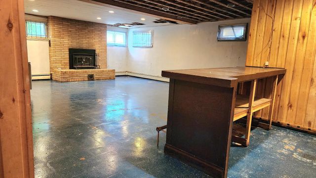 205 Commercial Avenue N, Sandstone, MN 55072