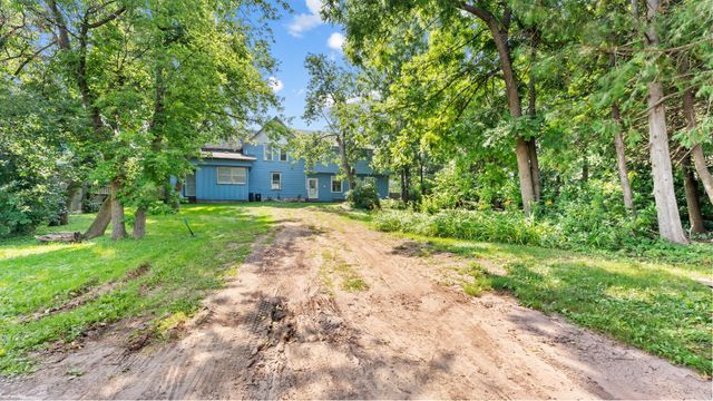 205 Commercial Avenue N, Sandstone, MN 55072