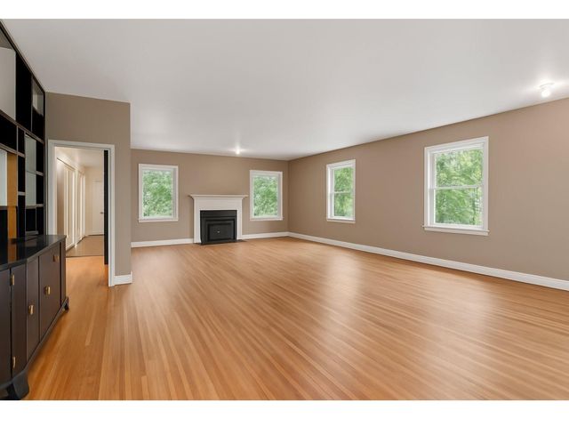 205 Commercial Avenue N, Sandstone, MN 55072