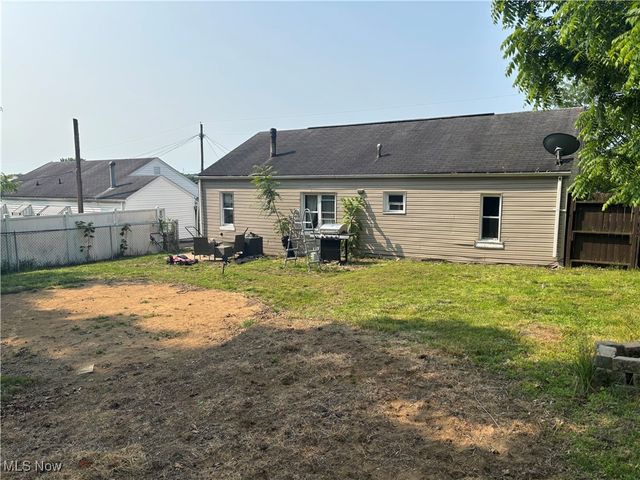 1317 40th Street, Parkersburg, WV 26104