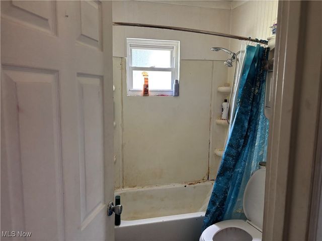 1317 40th Street, Parkersburg, WV 26104