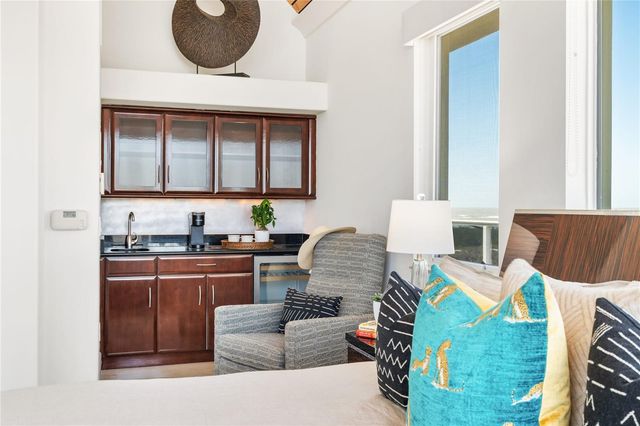 534 BEACH ROAD, Sarasota, FL 34242