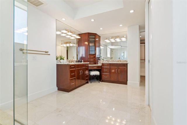 534 BEACH ROAD, Sarasota, FL 34242