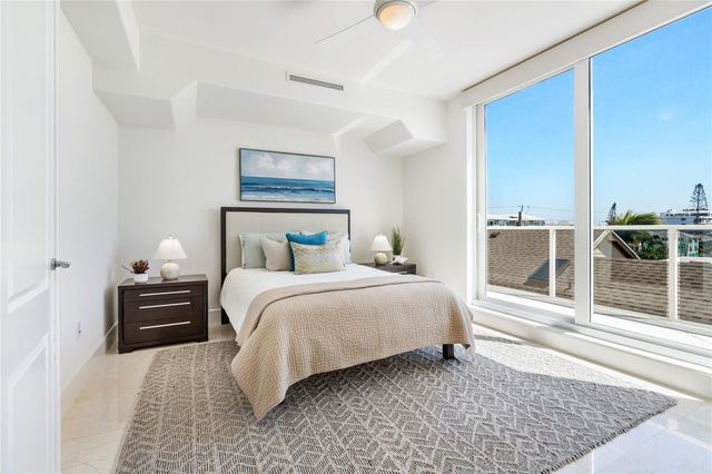 534 BEACH ROAD, Sarasota, FL 34242