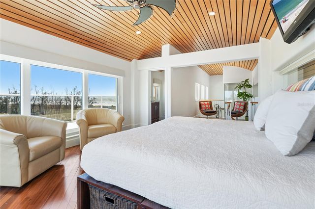 534 BEACH ROAD, Sarasota, FL 34242