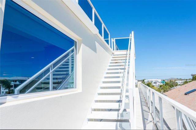 534 BEACH ROAD, Sarasota, FL 34242