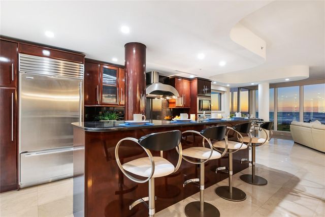 534 BEACH ROAD, Sarasota, FL 34242