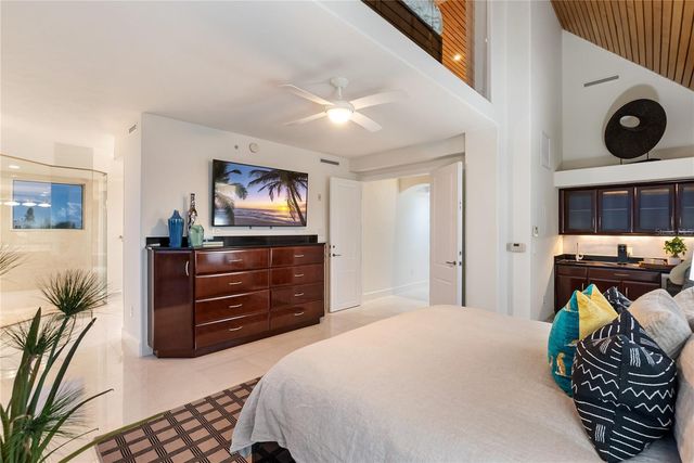 534 BEACH ROAD, Sarasota, FL 34242