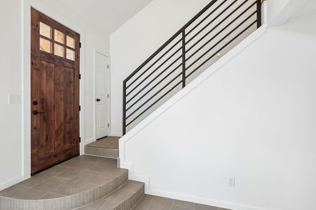 407 Bluegrass Ct, Lebanon, TN 37090