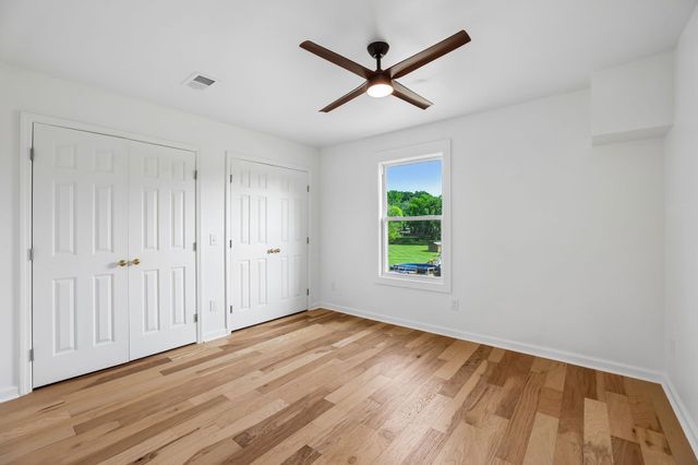 407 Bluegrass Ct, Lebanon, TN 37090