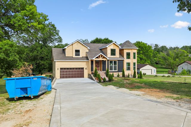 407 Bluegrass Ct, Lebanon, TN 37090