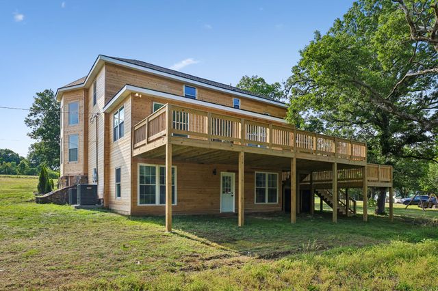 407 Bluegrass Ct, Lebanon, TN 37090