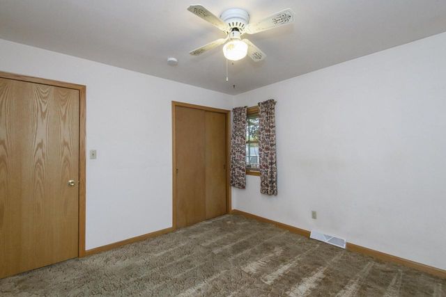 915 N Water STREET, Watertown, WI 53098