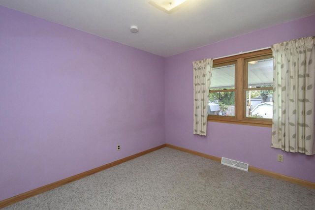 915 N Water STREET, Watertown, WI 53098