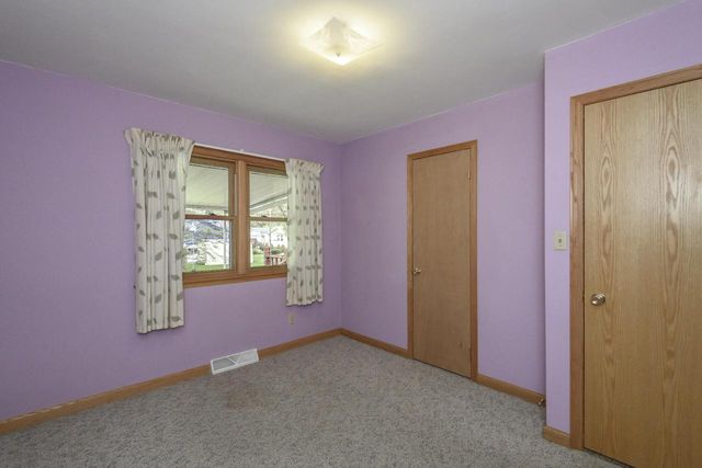 915 N Water STREET, Watertown, WI 53098