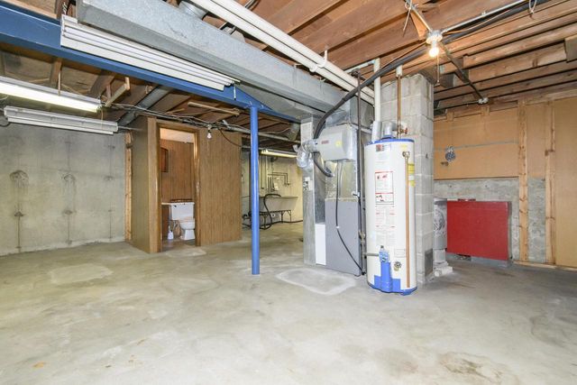 915 N Water STREET, Watertown, WI 53098