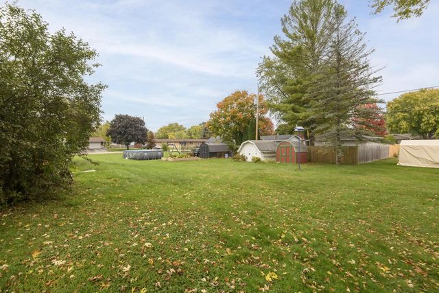 915 N Water STREET, Watertown, WI 53098